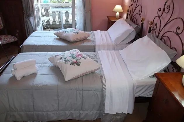 Tek Büyük veya İki Ayrı Yataklı Oda, Özel Banyo