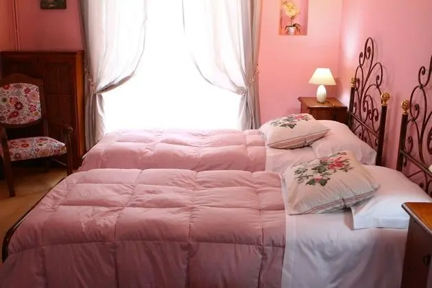 Tek Büyük veya İki Ayrı Yataklı Oda, Özel Banyo