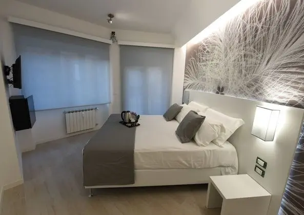 Tek Büyük veya İki Ayrı Yataklı Oda, Balkon