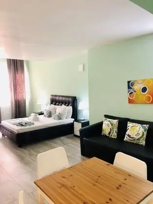 Deluxe Stüdyo Süit