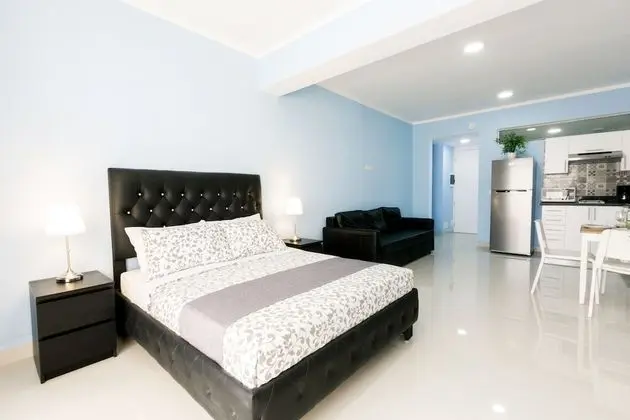 Deluxe Executive Suite with Balcony