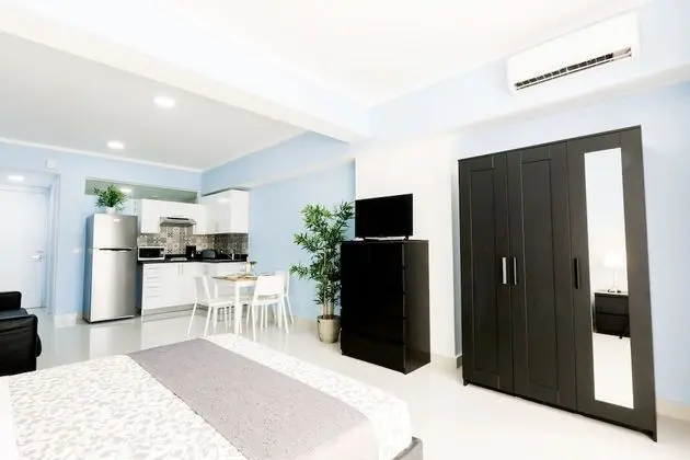 Deluxe Executive Suite with Balcony