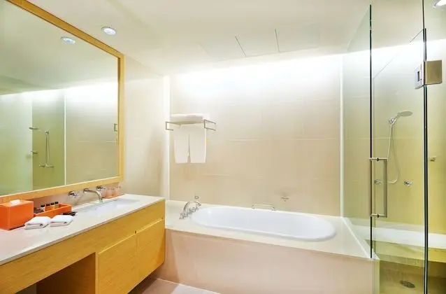 Deluxe Room, 1 Bedroom, Kitchen, City View