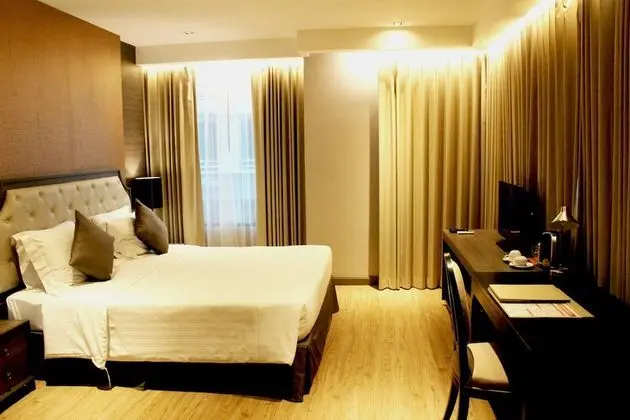 Studio Room