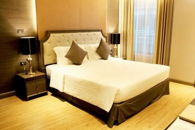 Studio Room