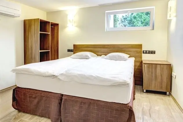 Economy Tek Büyük Yataklı Oda