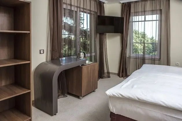 Standard Tek Büyük Yataklı Oda