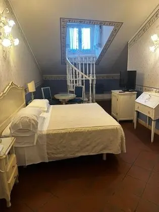 Classic Tek Büyük veya İki Ayrı Yataklı Oda