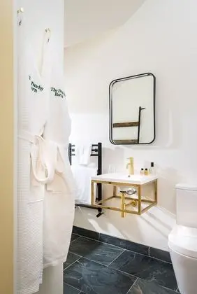 Luxury Kır Evi, Banyolu/Duşlu (The Duchy Barn)