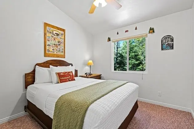 2 Bedroom Cabin, 2 Queen Beds, Non Smoking