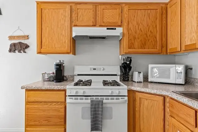 2 Bedroom Cabin, 2 Queen Beds, Non Smoking