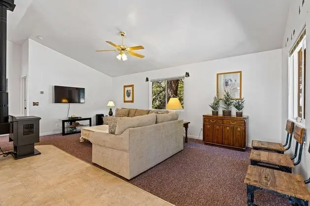 2 Bedroom Cabin, 2 Queen Beds, Non Smoking