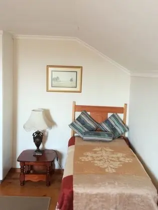 Standard Üç Kişilik Oda, 1 Yatak Odası, Kısmi Deniz Manzaralı