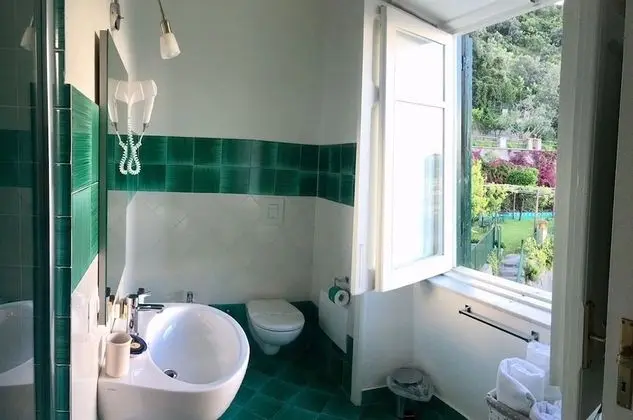 Basic Tek Büyük Yataklı Oda