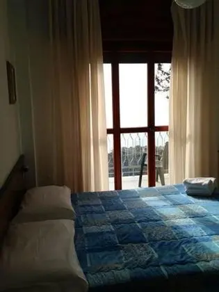 Tek Büyük Yataklı Oda, Balkon, Deniz Manzaralı