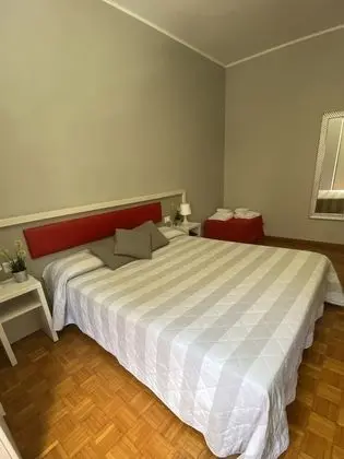 Tek Büyük Yataklı Oda, Banyolu/Duşlu, Ek Bina (Via Boscovich 55)