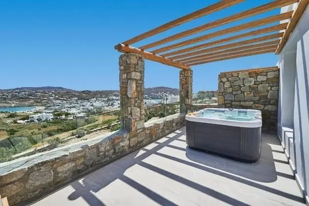 Deluxe Suite, Hot Tub, Sea View (Sofa bed/single use)