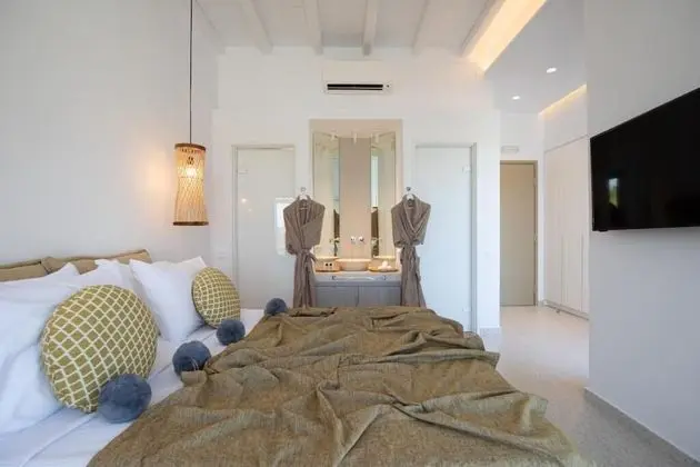 Deluxe Suite, Hot Tub, Sea View (Sofa bed/single use)