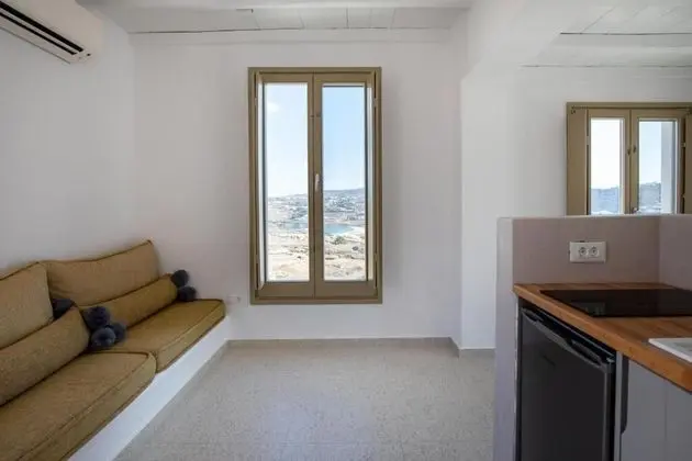 Deluxe Suite, Sea View (Sofa bed/single use)