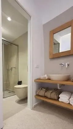 Exclusive Villa (Sofa bed/single use)