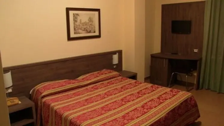 Standard Tek Büyük Yataklı Oda, Şehir Manzaralı