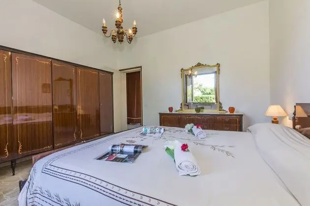 Family Apart Daire, Birden Çok Yatak, Bahçeli (Due Pini Stradella)