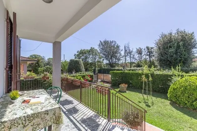 Family Apart Daire, Birden Çok Yatak, Bahçeli (Due Pini Stradella)