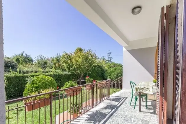 Family Apart Daire, Birden Çok Yatak, Bahçeli (Due Pini Stradella)