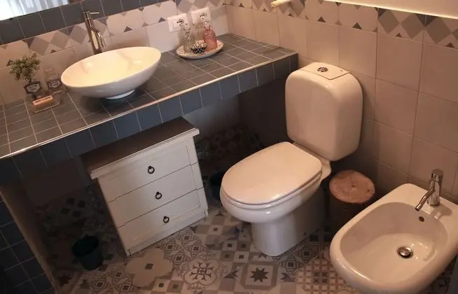 Luxury Tek Büyük Yataklı Oda, Balkon, Deniz Manzaralı