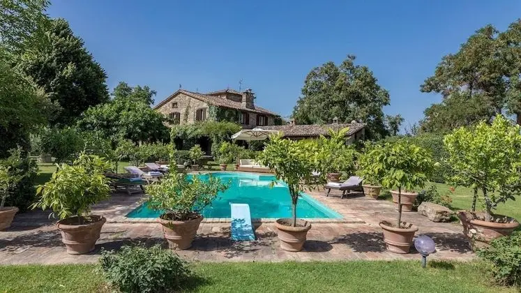 Villa