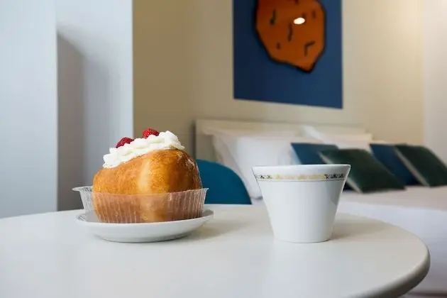 Comfort Tek Büyük Yataklı Oda