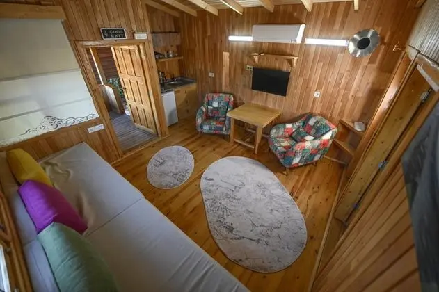 Deluxe Aile Suiti, Bahçe Manzaralı, Balkonlu