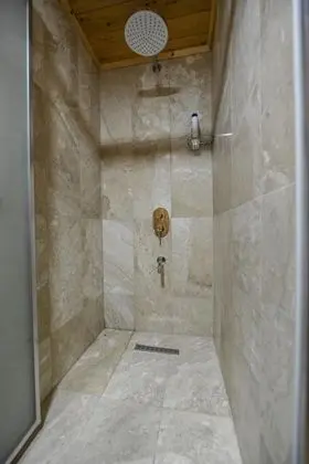 Standart Oda, Şehir veya Dağ Manzaralı, Balkonlu