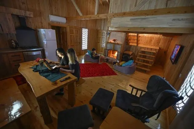 Suite, Kara veya Kısmi Deniz Manzaralı, Şömineli ve Jakuzili