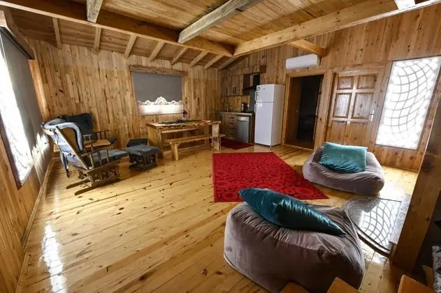 Suite, Kara veya Kısmi Deniz Manzaralı, Şömineli ve Jakuzili