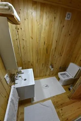 Suite, Kara veya Kısmi Deniz Manzaralı, Şömineli ve Jakuzili