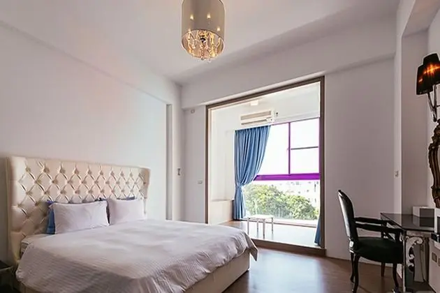 Premium Tek Büyük Yataklı Oda, 1 En Büyük (King) Boy Yatak, Sıcak Su Havuzu, Dağ Manzaralı
