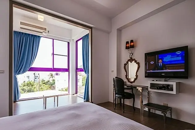 Premium Tek Büyük Yataklı Oda, 1 En Büyük (King) Boy Yatak, Sıcak Su Havuzu, Dağ Manzaralı