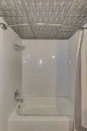 Classic Tek Büyük Yataklı Oda