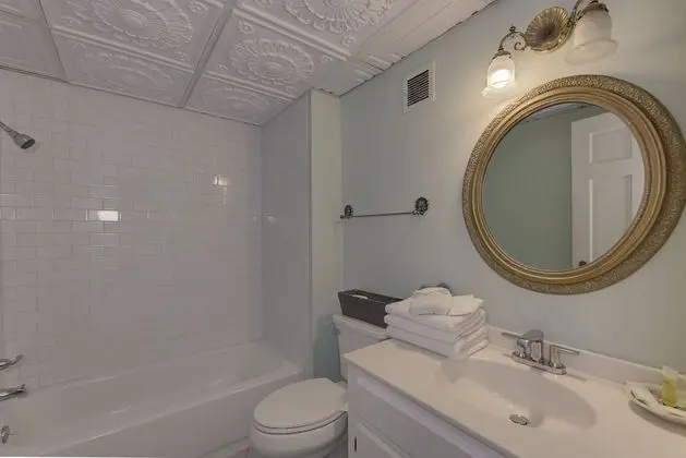 Magnolia Room