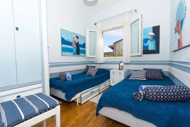 Apart Daire (Duga - beachfront & seaview - A1(4+1))