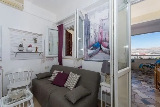 Apart Daire (Duga - beachfront & seaview - A1(4+1))