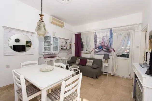 Apart Daire (Duga - beachfront & seaview - A1(4+1))
