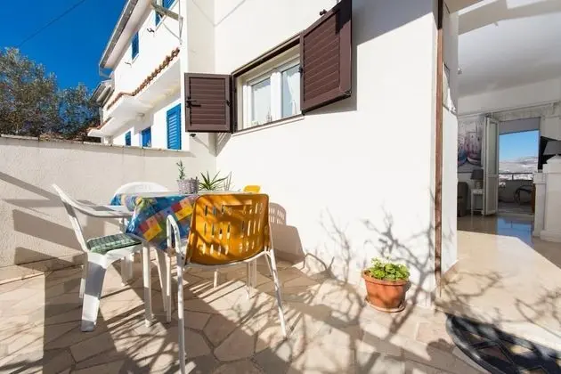 Apart Daire (Duga - beachfront & seaview - A1(4+1))