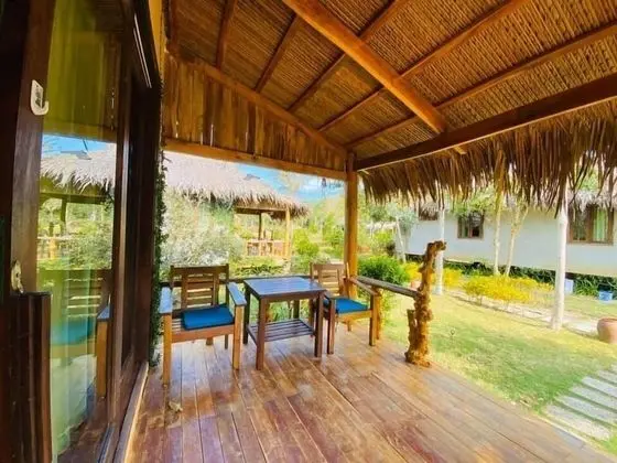 Family Bungalov, Sigara İçilebilir, Havuz Manzaralı