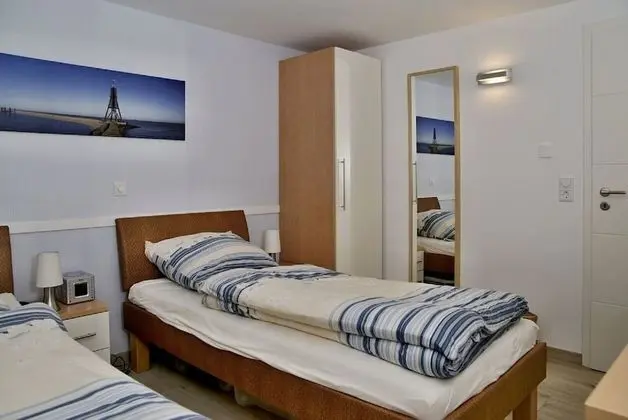 Apart Daire, 2 Yatak Odası, Teras, Bahçeli