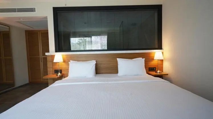 https://images.etstur.com/files/images/hotelImages/TR/209474/l/Duja-Bodrum-Oda-357060.jpg