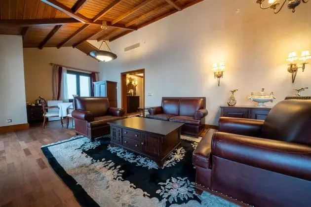 King Suite