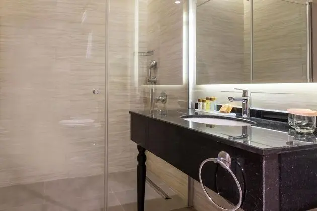 https://images.etstur.com/files/images/hotelImages/TR/216583/l/Duja-Didim-Oda-365760.jpg