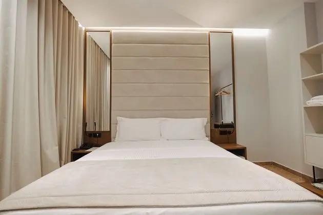 Tek Büyük Yataklı Oda, 1 Çift Kişilik Yatak